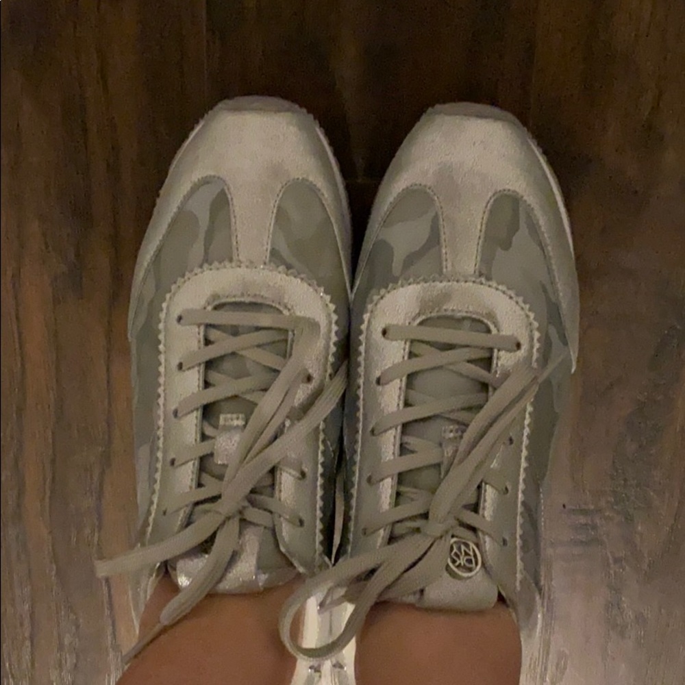 DKNY women sneakers